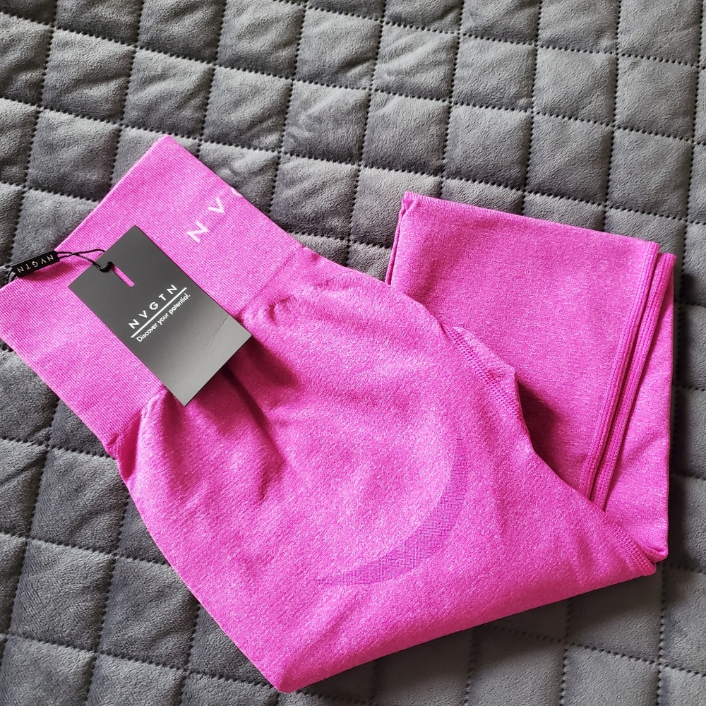 NEW NVGTN CONTOUR SEAMLESS MAUI LEGGINGS SIZE S